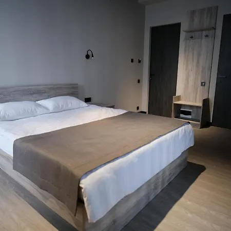 Vip Avtim Motel *
